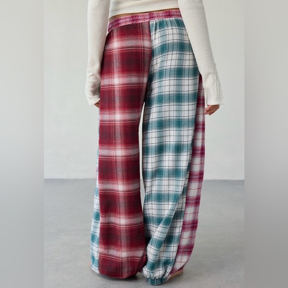 UO Out From Under In Your Dreams Brushed Flannel Lounge Jogger Size XS - Picture 3 of 5